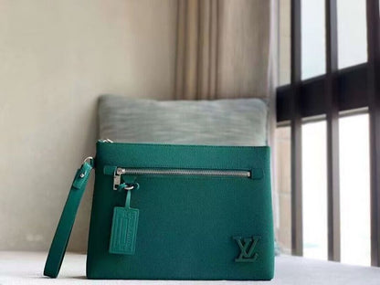 Franco Shops - Louis Vuittons  - 15275
