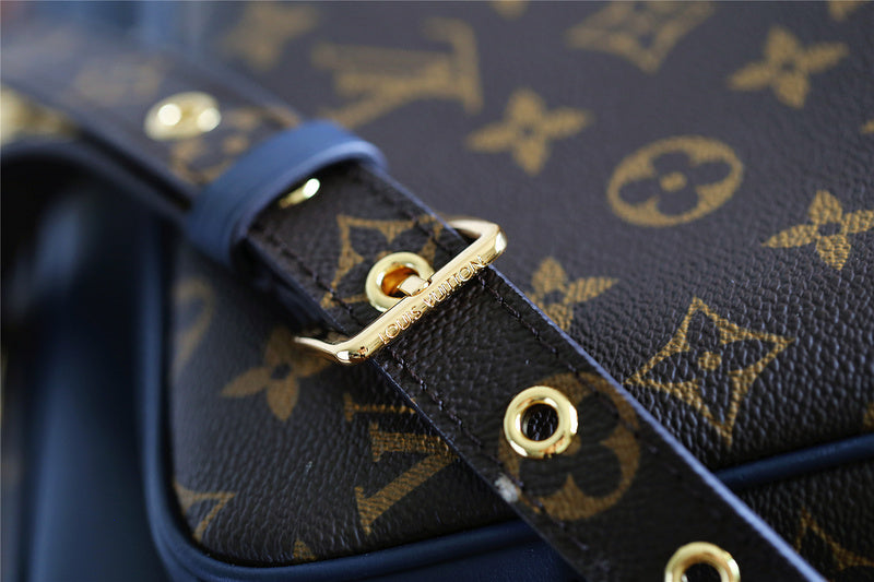 Franco Shops - Louis Vuittons  - 10502