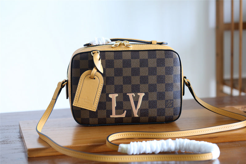 The Franco Shops - Louis Vuittons  - 7889