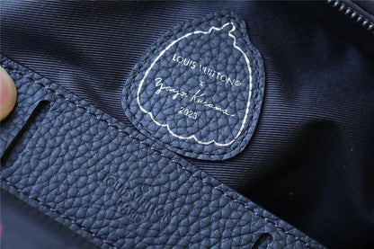 Franco Shops - Louis Vuittons  - 9965