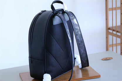 Franco Shops - Louis Vuittons  - 9732