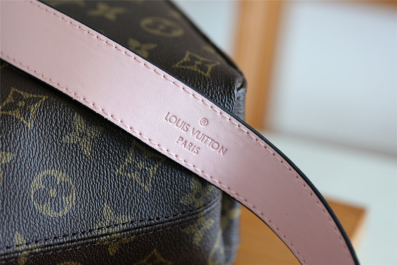 The Franco Shops - Louis Vuittons  - 7961
