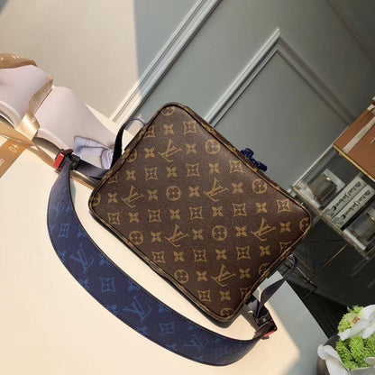 Franco Shops - Louis Vuittons  - 10456