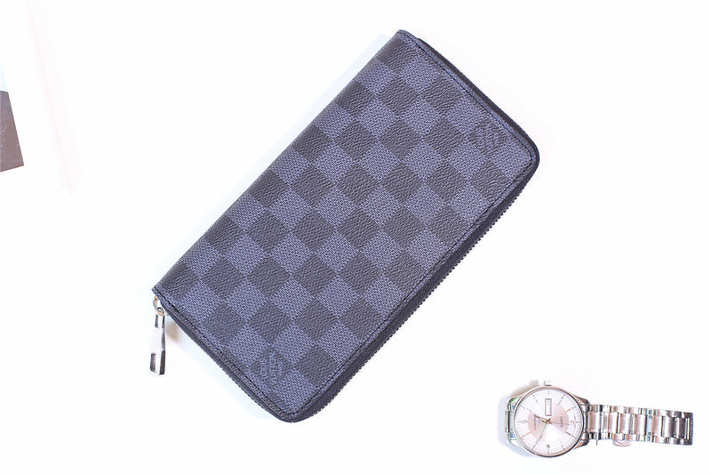 Franco Shops - Louis Vuittons  - 10875