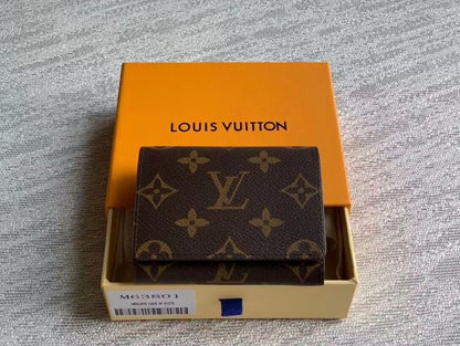 Franco Shops - Louis Vuittons  - 15755
