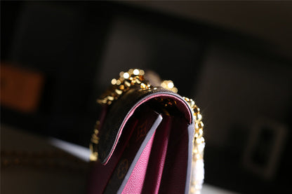 The Franco Shops - Louis Vuittons  - 7835