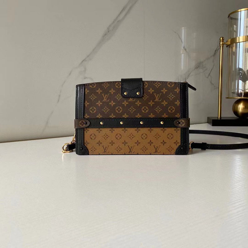 The Franco Shops - Louis Vuittons  - 12064