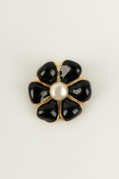 Broche cam√©lia Chanel Automne