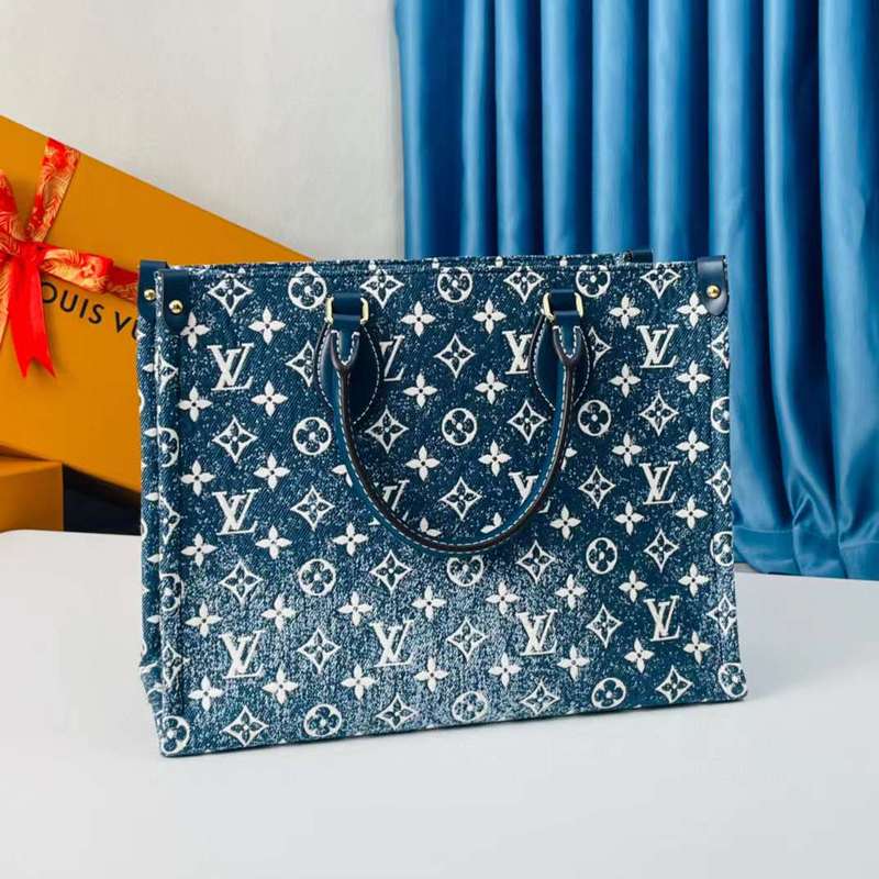 The Franco Shops - Louis Vuittons  - 12028
