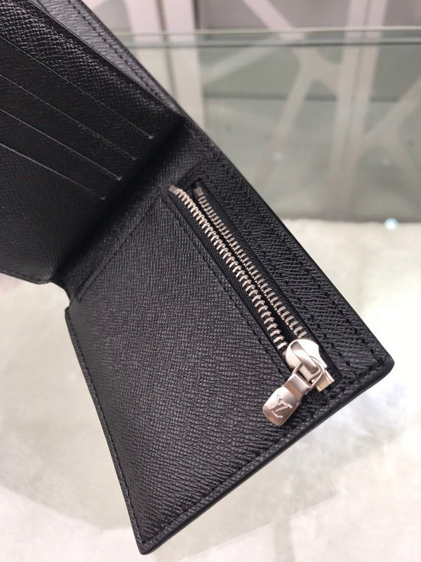Franco Shops - Louis Vuittons  - 10856