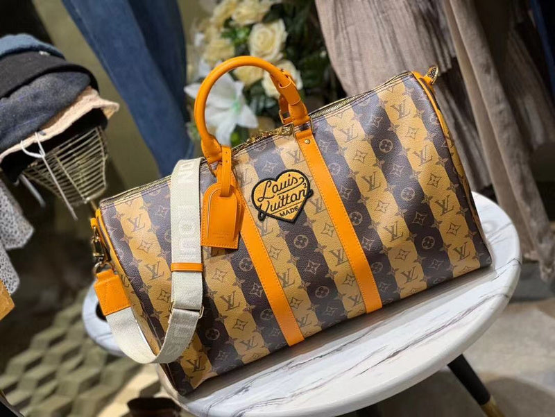 The Franco Shops - Louis Vuittons  - 12124