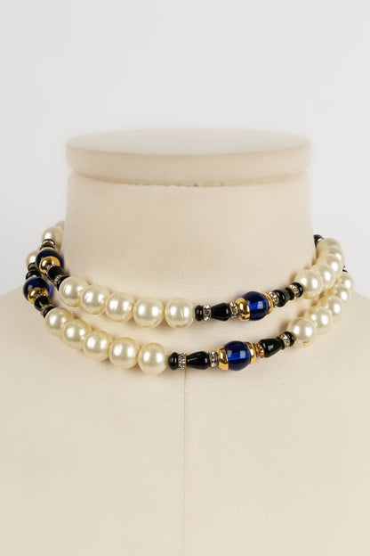 Collier de perles Chanel