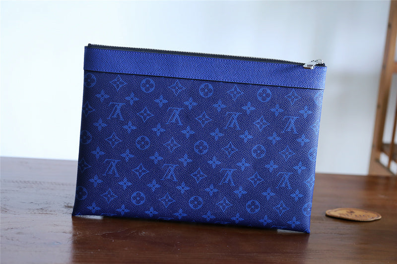 Franco Shops - Louis Vuittons  - 11117