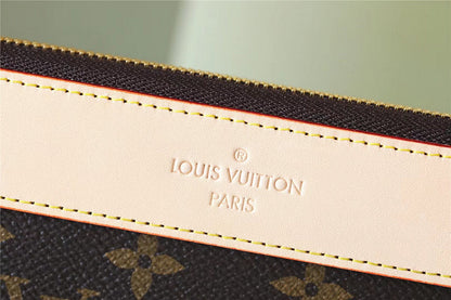 Franco Shops - Louis Vuittons  - 10546