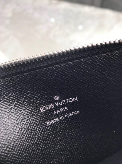 Franco Shops - Louis Vuittons  - 10904
