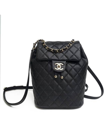 Backpack Grained Shiny Calfskin Gold Metal Black Chanel