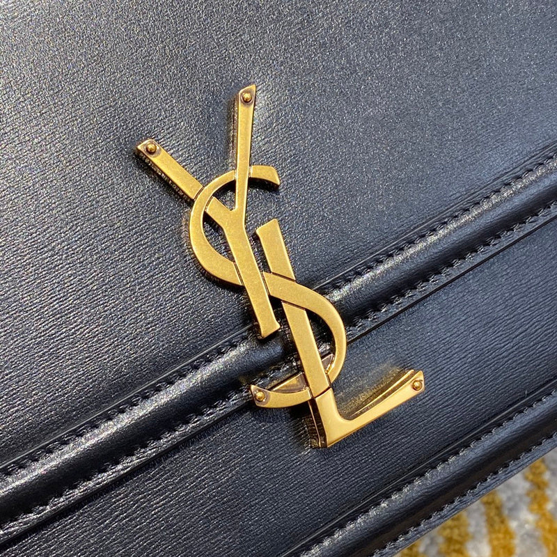 Yves Saint Laurent - Bags