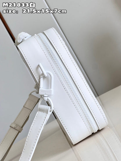 Franco Shops - Louis Vuittons  - 15475