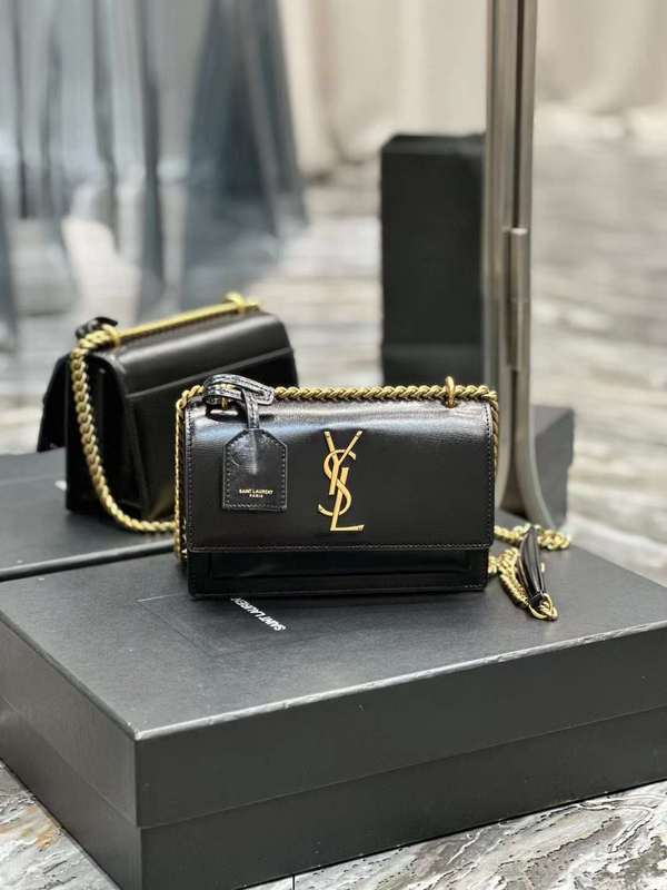 Yves Saint Laurent - Bags