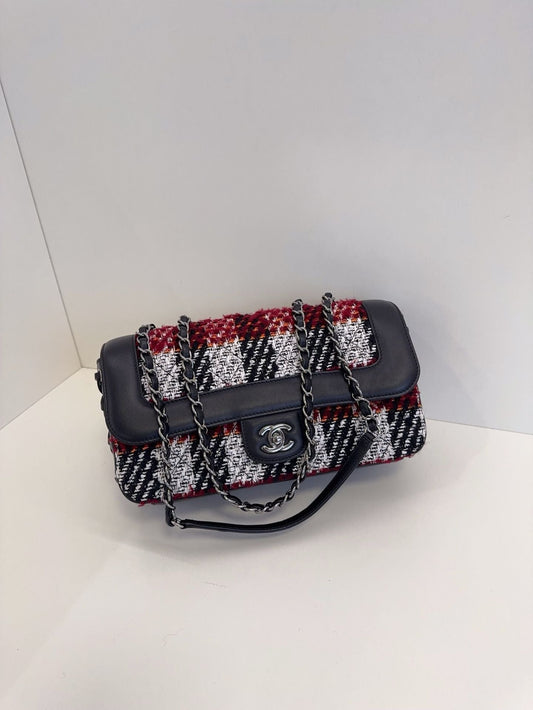 Vintage Chanel woolen Bag ** cm