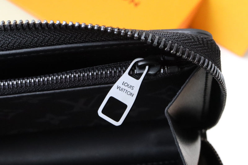 Franco Shops - Louis Vuittons  - 15778