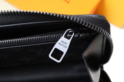 Franco Shops - Louis Vuittons  - 15778