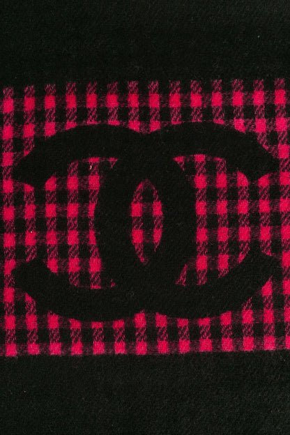 Echarpe en cachemire Chanel
