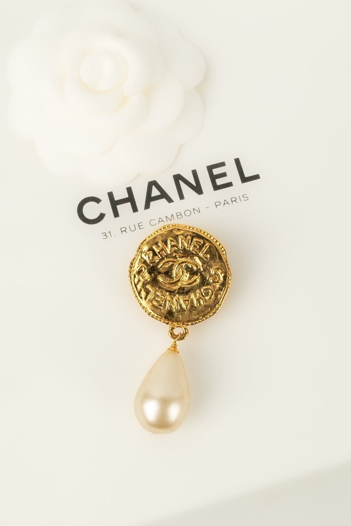 Broche Chanel Automne