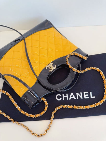 Chanel bag mini chip bag *cm yellow