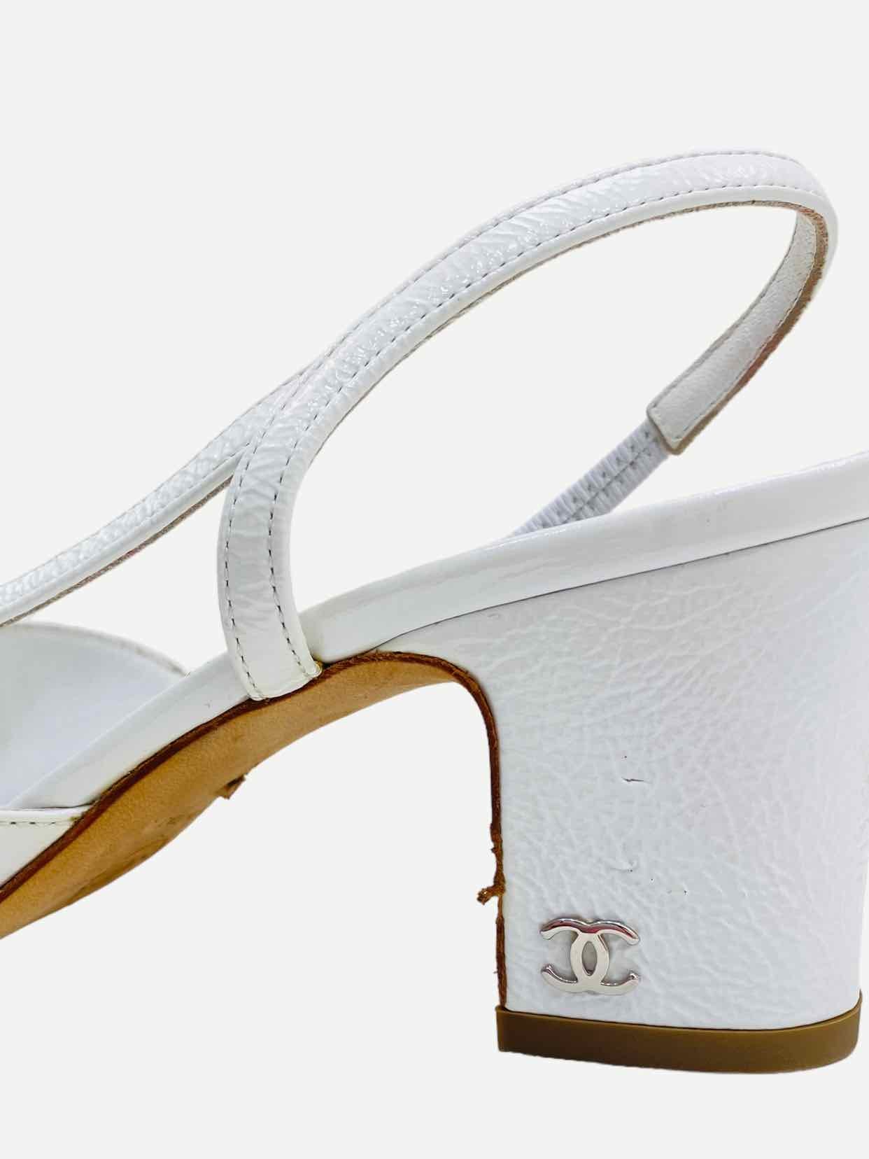 CHANEL White Cap Toe Slingbacks