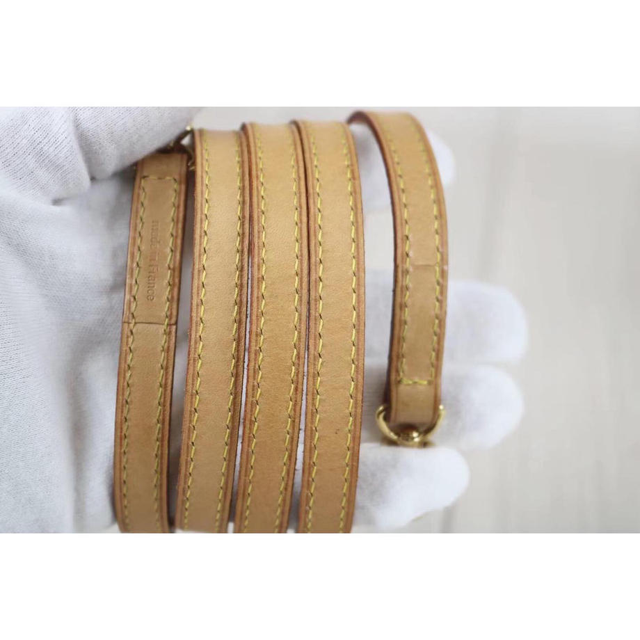Rank SA ｜      LV Monogram Pochette Accessoires    ｜082808