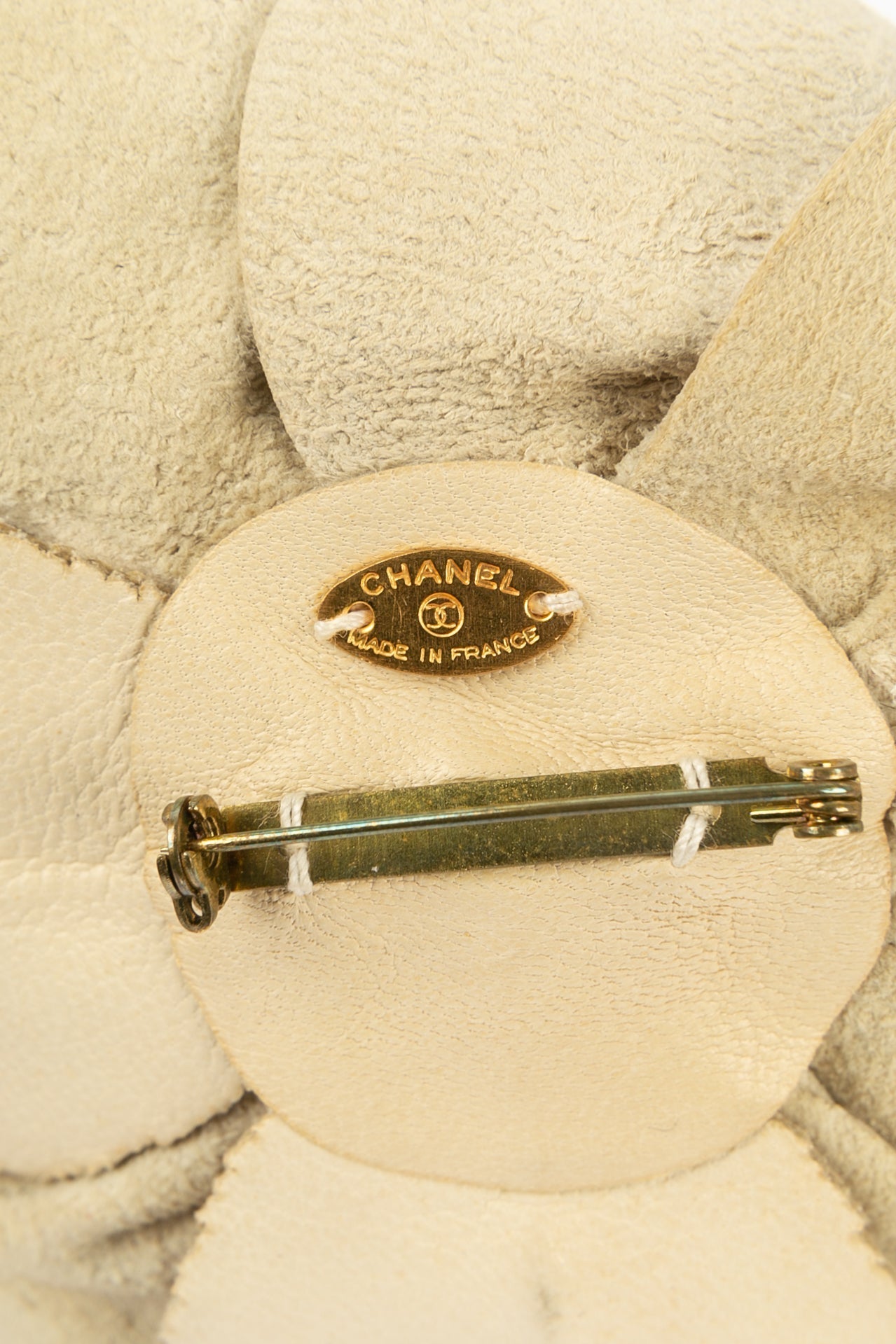 Broche camélia Chanel