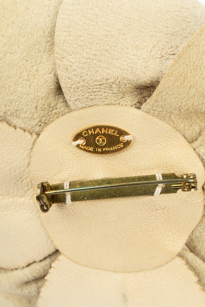 Broche camélia Chanel
