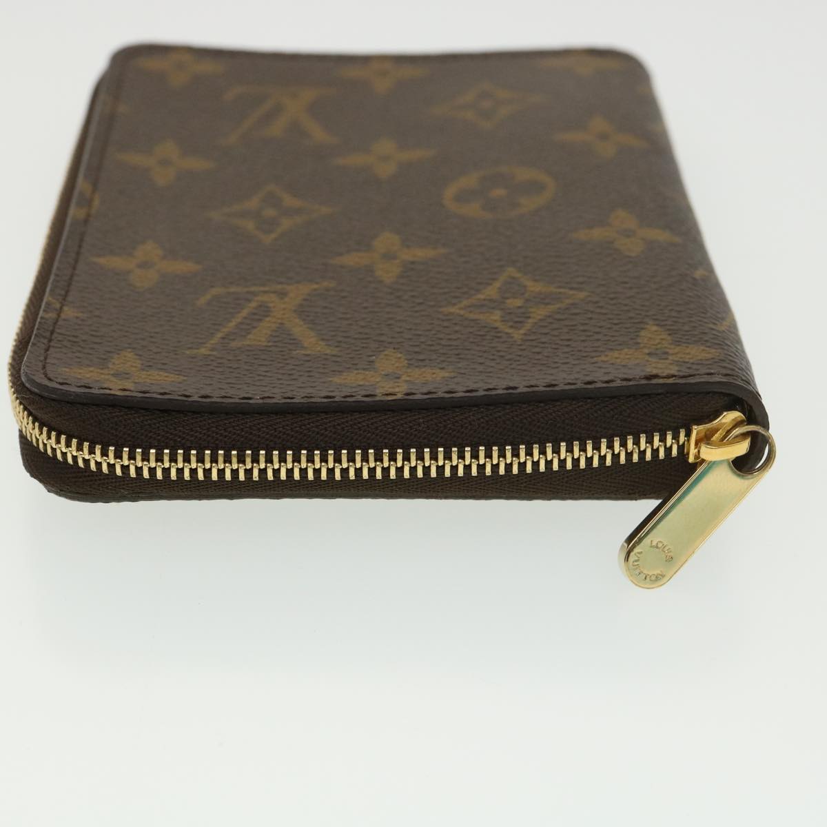 LOUIS VUITTON Monogram Couverture Passport Zip M66501 LV am4147A