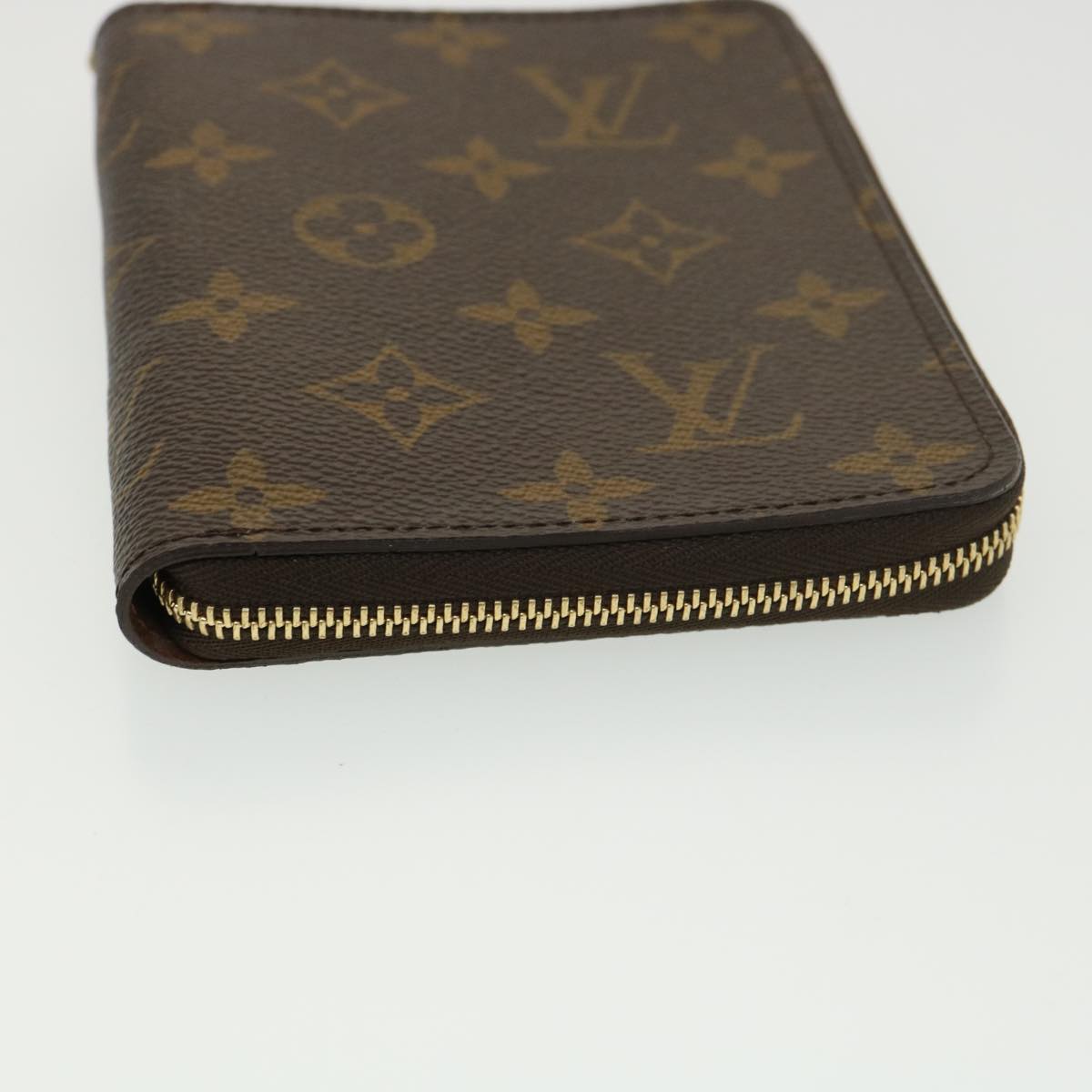 LOUIS VUITTON Monogram Couverture Passport Zip M66501 LV am4147A