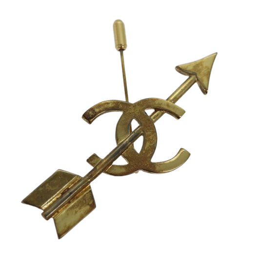 Chanel arrow Brooch metal Gold CC Auth am