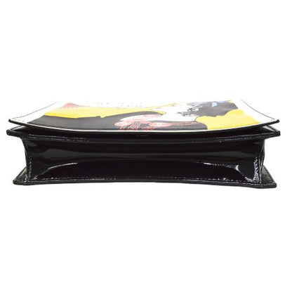 CHANEL 2001 Patent Leather Clutch 02755