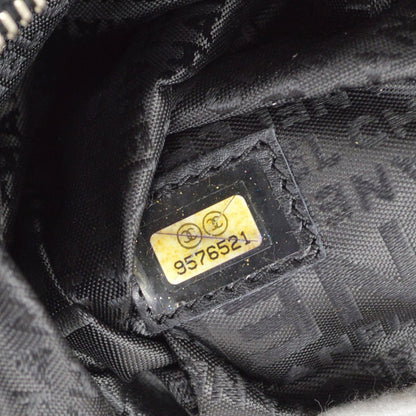 CHANEL 2004-2005 Black Caviar Perforated Handbag ao30862