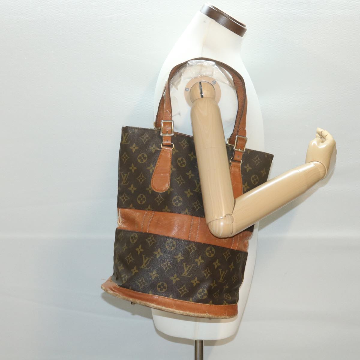 LOUIS VUITTON Monogram USA Model Bucket GM Shoulder Bag T42236 LV ar9100
