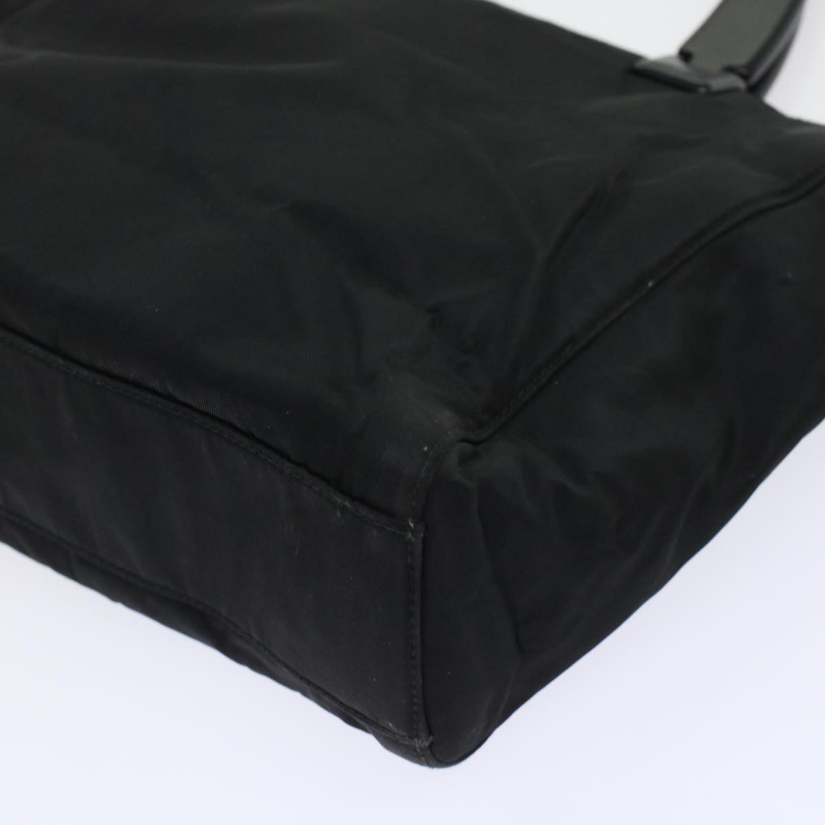 Prada Hand Bag Nylon Black  ar9707B