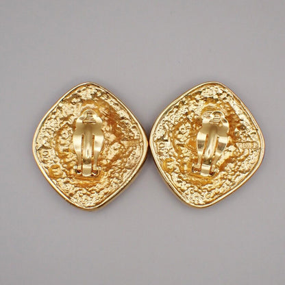 Chanel Cc Logo Diamond Shape Button