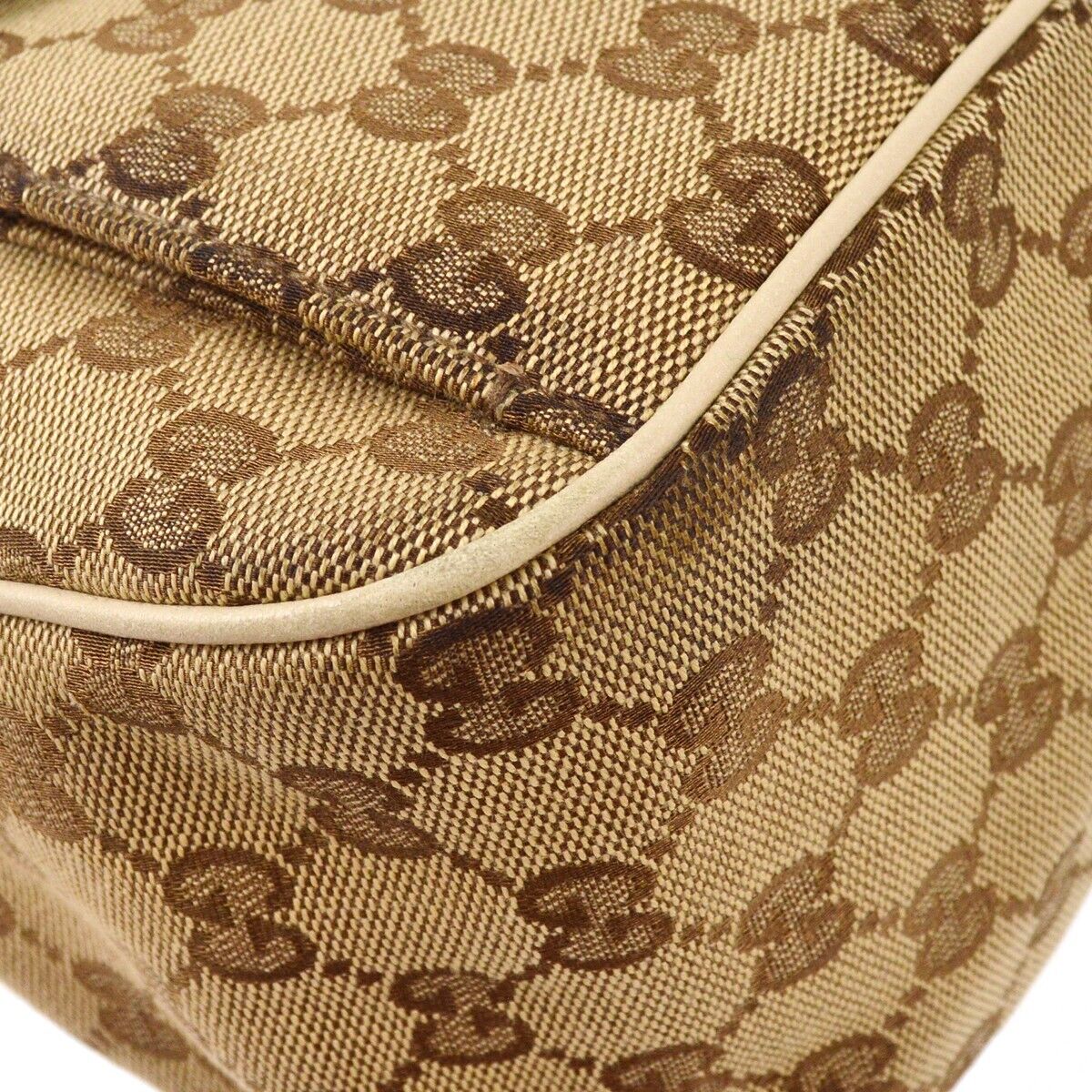 Gucci Beige Gg Shoulder Bag