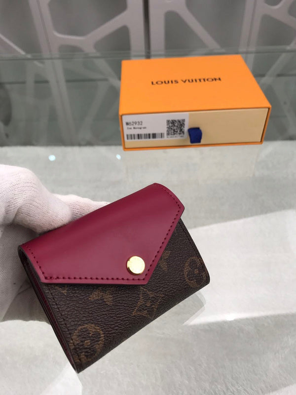 Franco Shops - Louis Vuittons  - 9157