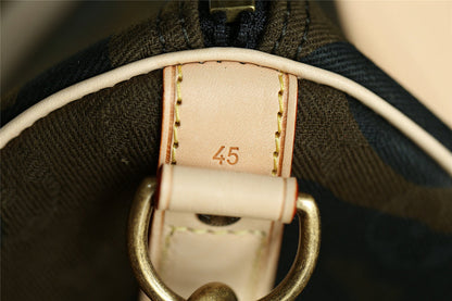 Franco Shops - Louis Vuittons  - 9473