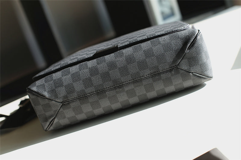 Franco Shops - Louis Vuittons  - 10415