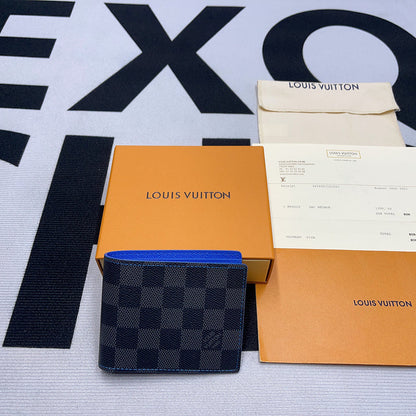 Franco Shops - Louis Vuittons  - 10966