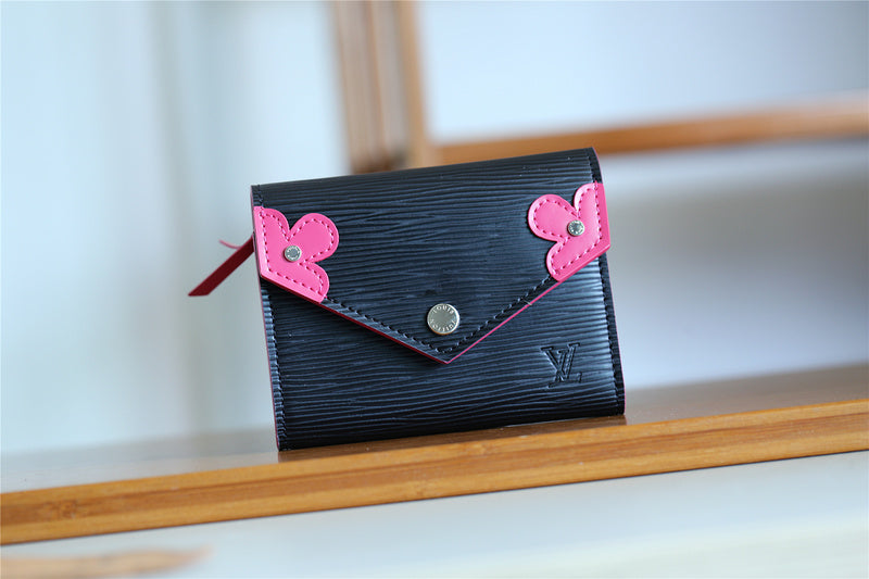 Franco Shops - Louis Vuittons  - 9378