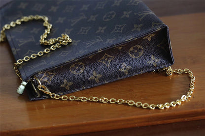 Franco Shops - Louis Vuittons  - 9325