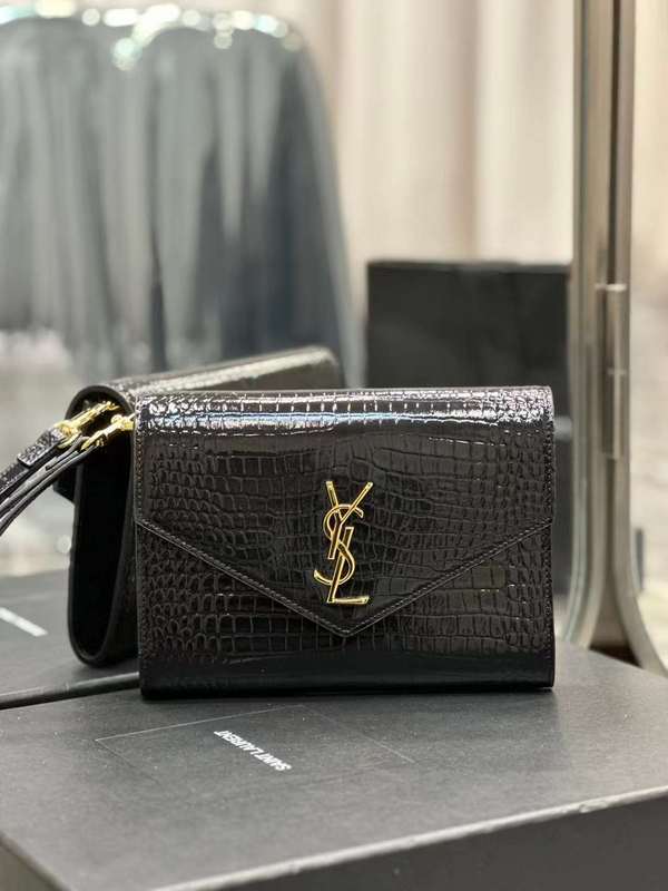 Yves Saint Laurent - Bags