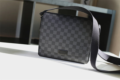 Franco Shops - Louis Vuittons  - 10415